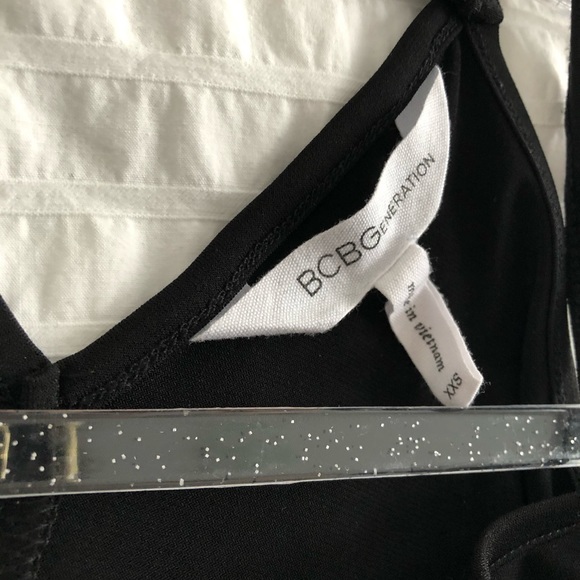 BRAND NEW BCBGMAXAZRIA HALTER FRONT WRAP TANK TOP - Picture 8 of 8